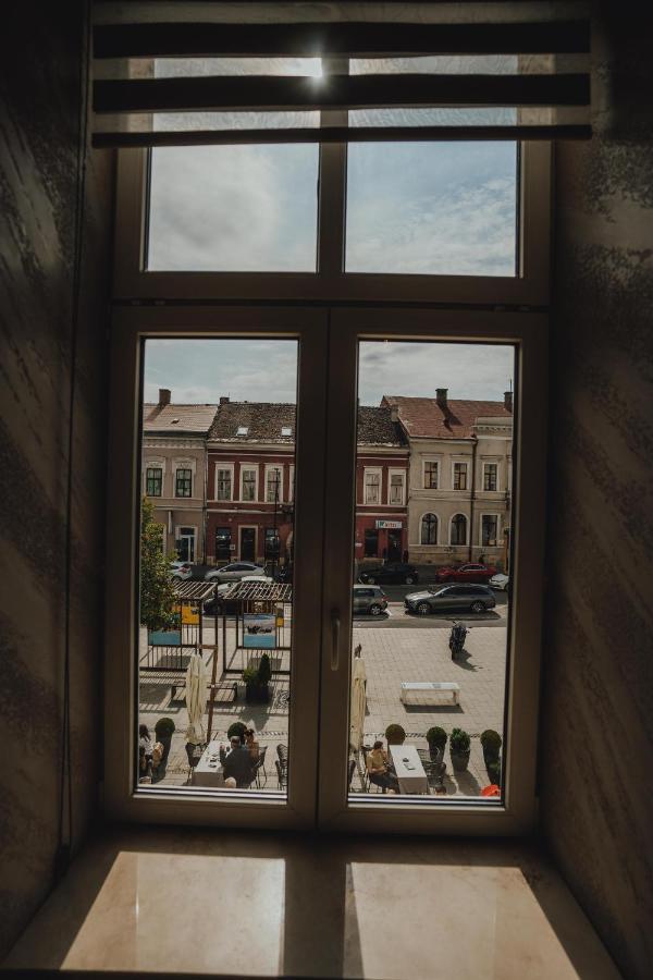 The Downtown Nest Apartment Cluj-Napoca Exterior photo
